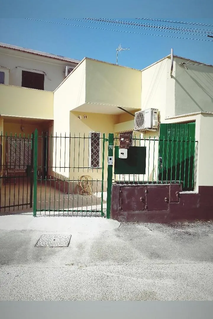 M&C Rooms Di Claudia Fiumicino 0*,