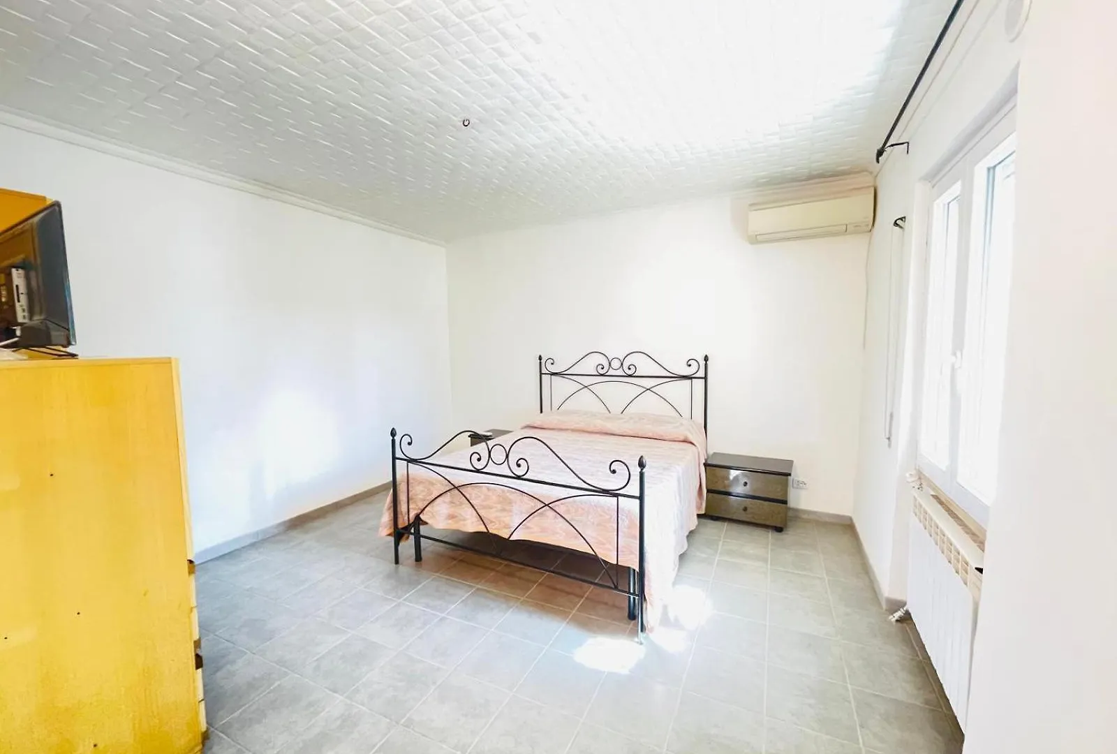 Guest house M&C Rooms Di Claudia Fiumicino
