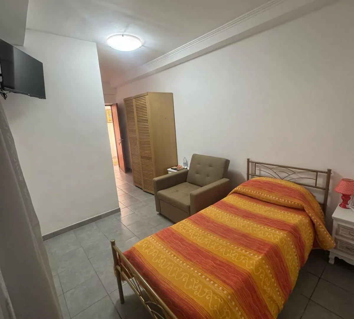 M&C Rooms Di Claudia Fiumicino 0*,  Italy